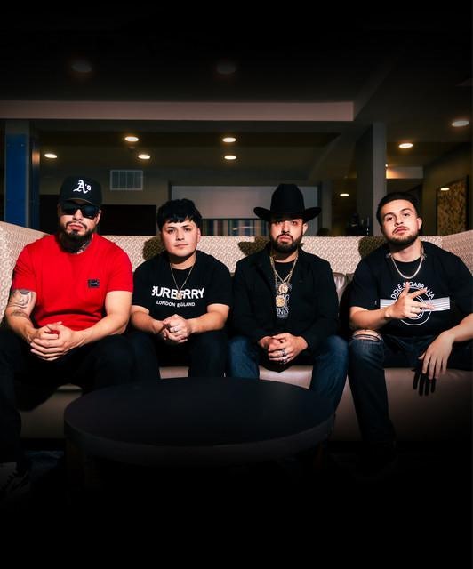 Cuatro De Oro Store Official Merch Vinyl