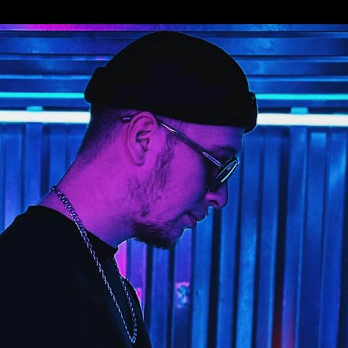 Lx24.Jpg?Q=40&Auto=Compress.