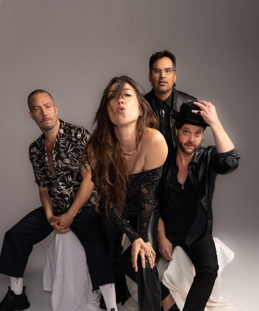 Papa george these wheels. Концертно духовой оркестр диксиленд. Papa george. Nikos band georgian disco. George band.