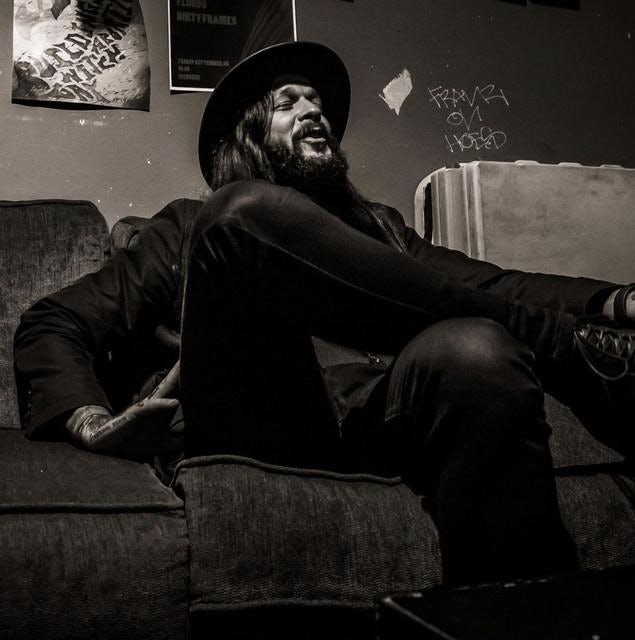 Shawn James "The Dark & The Light" CD