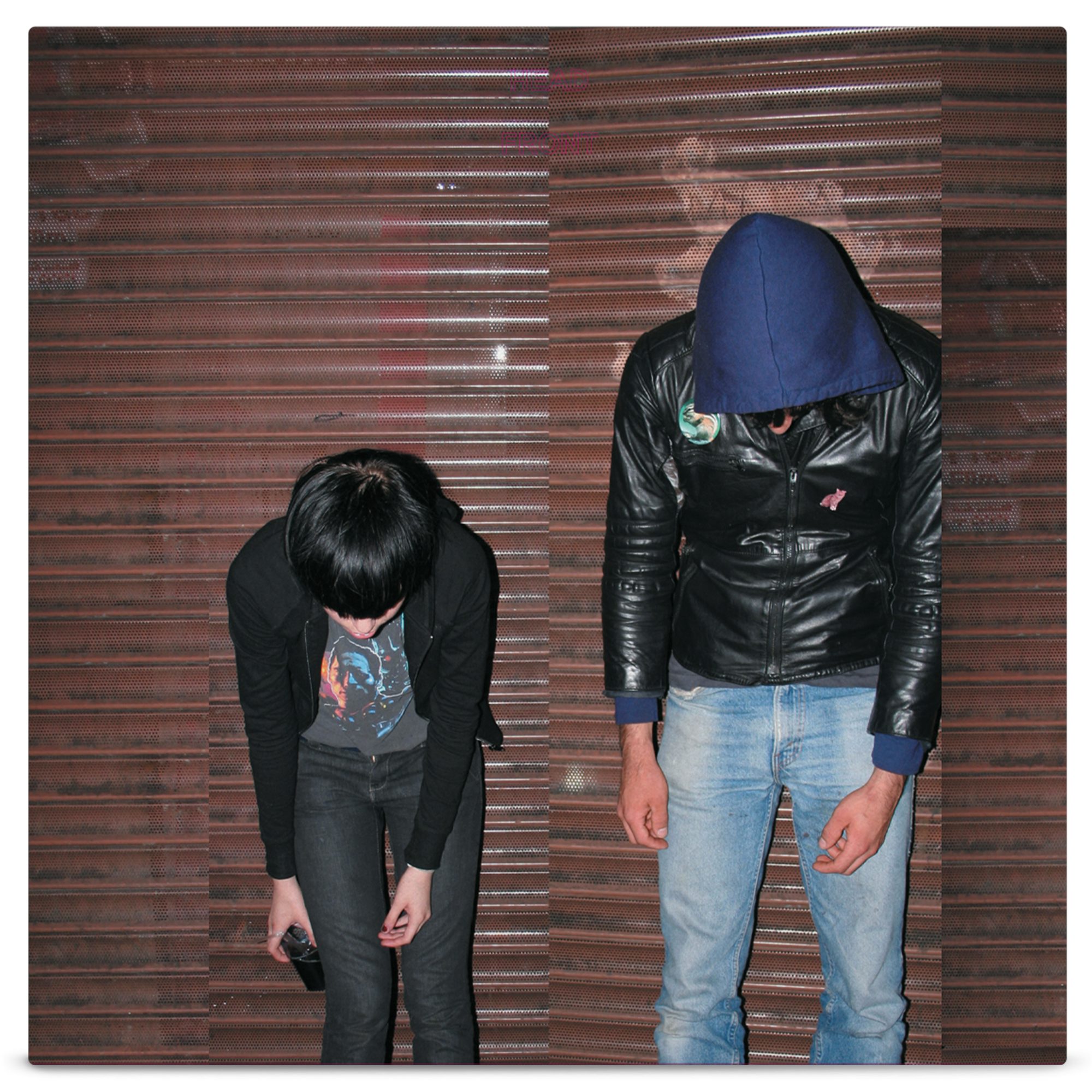 Crystal castles 1. Crystal Castles альбом. Leni Crystal Castles обложка. Группа Crystal Castles альбомы. Crystal Castles III обложка.