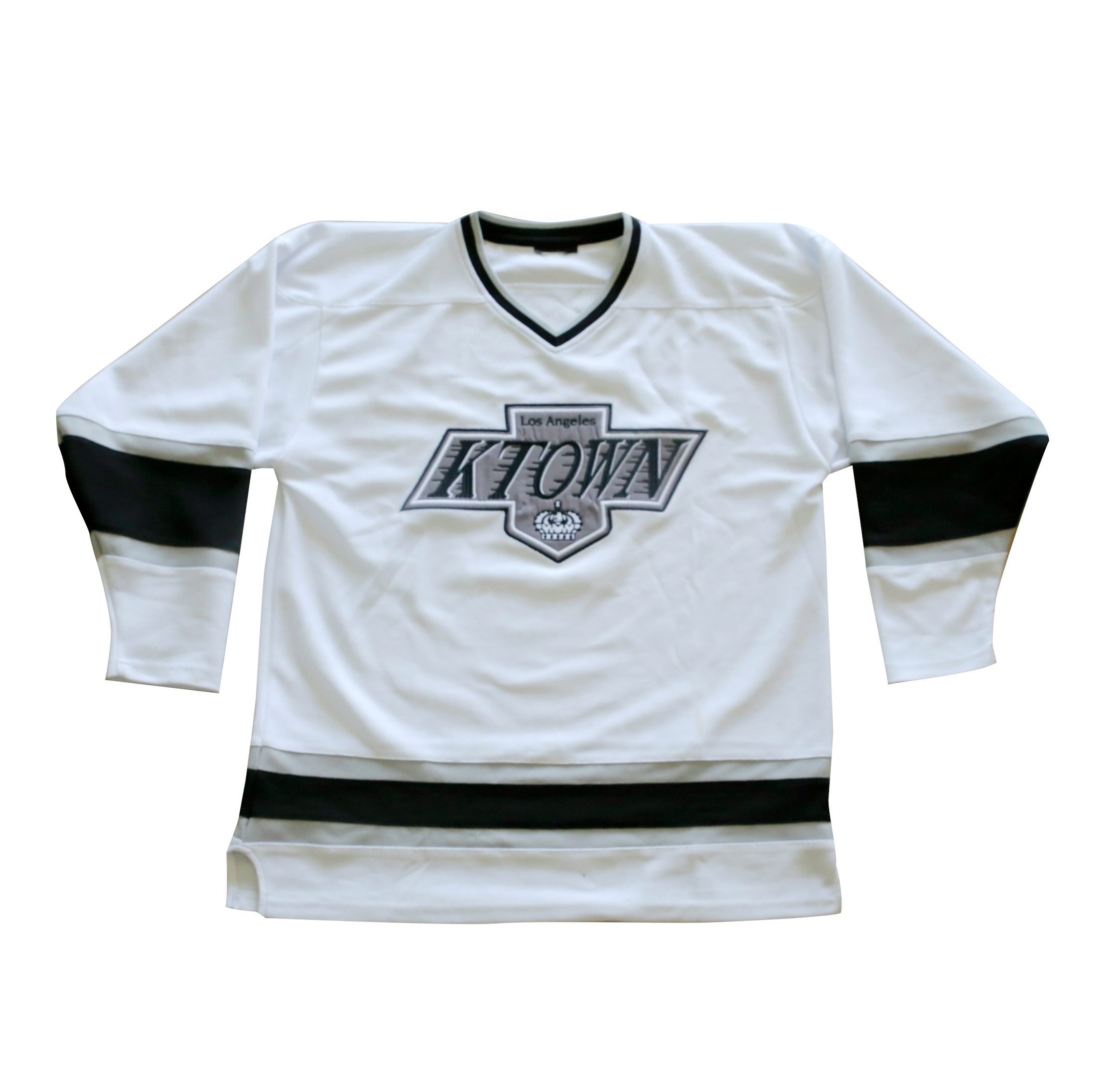 white hockey jersey