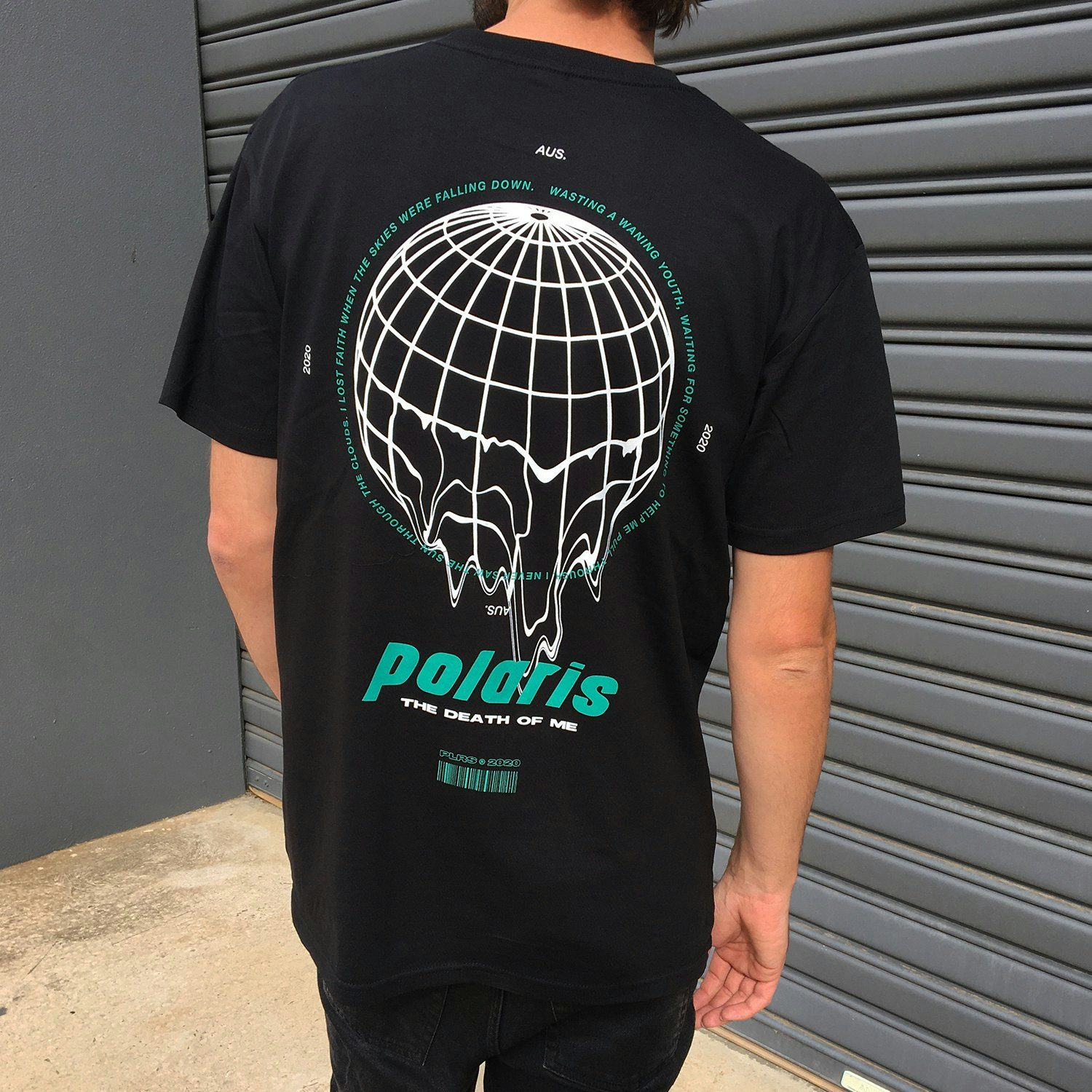 t shirt globe