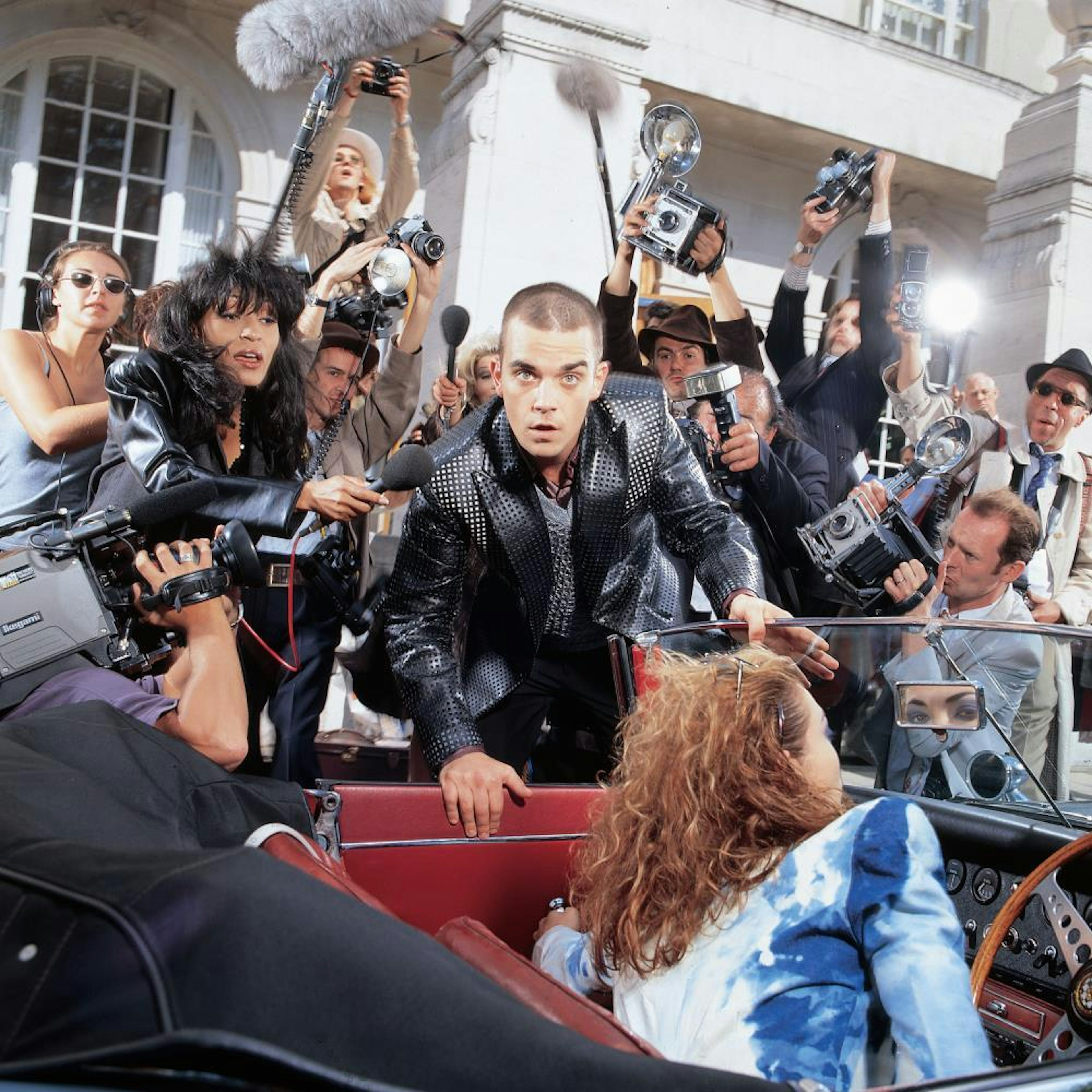 Robbie Williams Life Thru A Lens (7 x 7