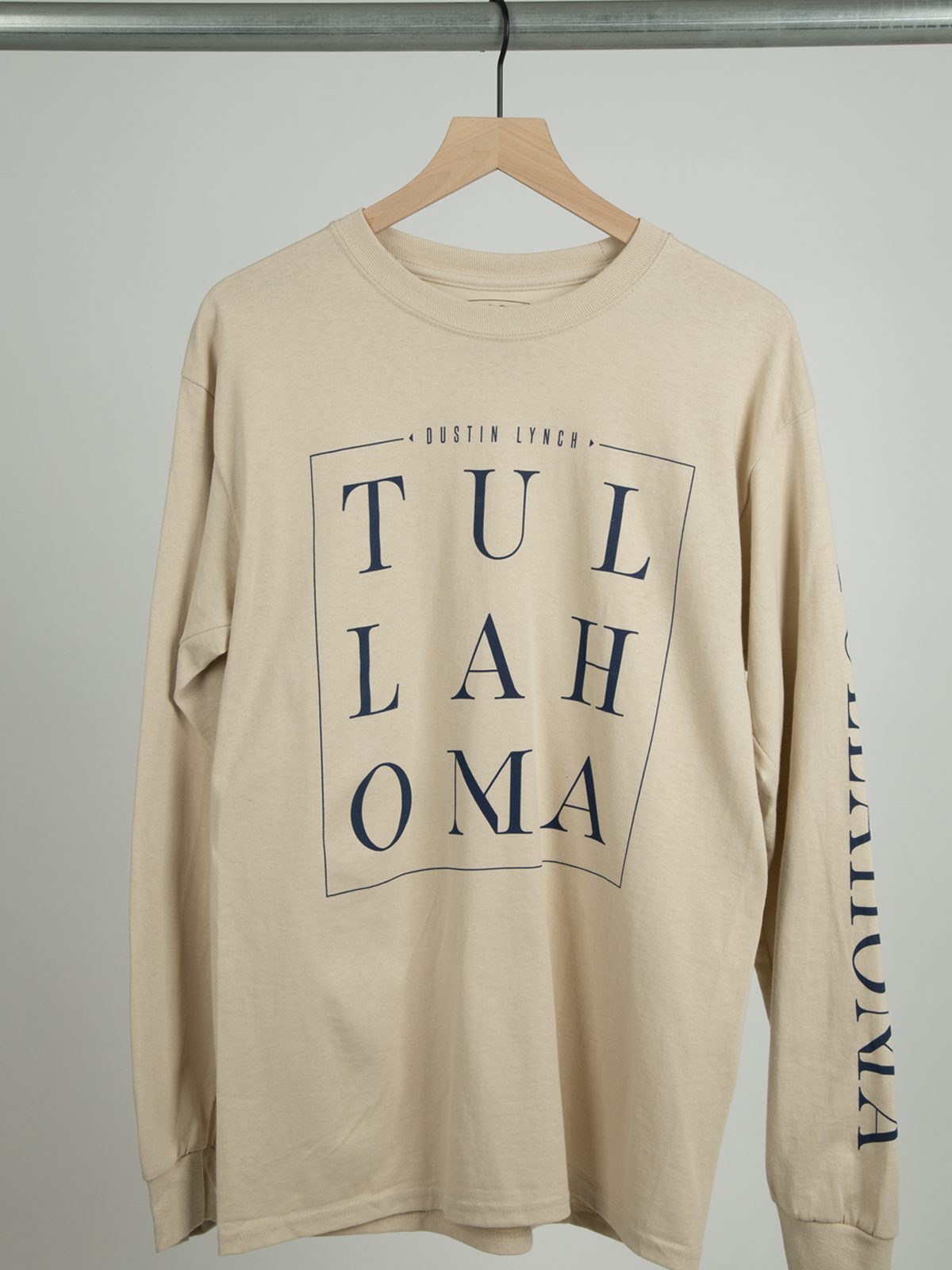 Dustin Lynch Merch, CD's & Clothing Store