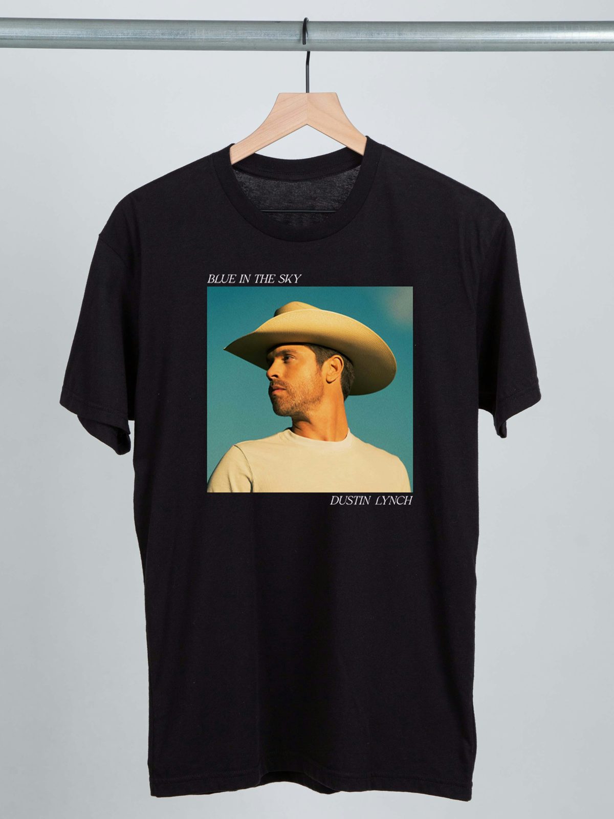 Dustin Lynch Blue In The Sky Photo Tee