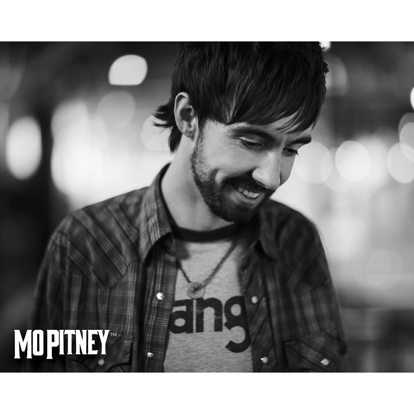 8x10 Black & White Mo Pitney Photo