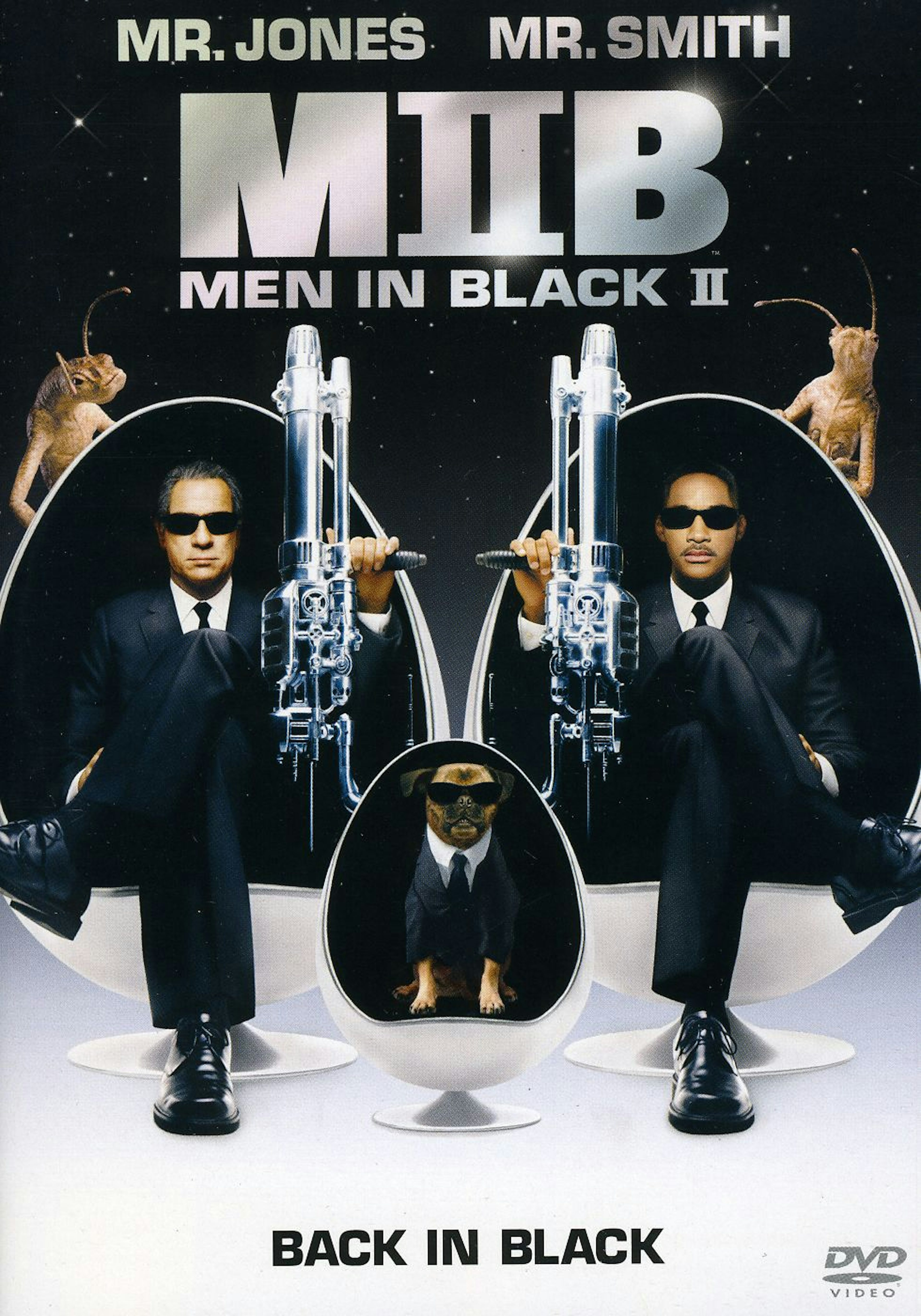 Black 2.9. Уилл Смит люди в черном 2. Люди в черном 2 (2002) Постер. Черный человек.