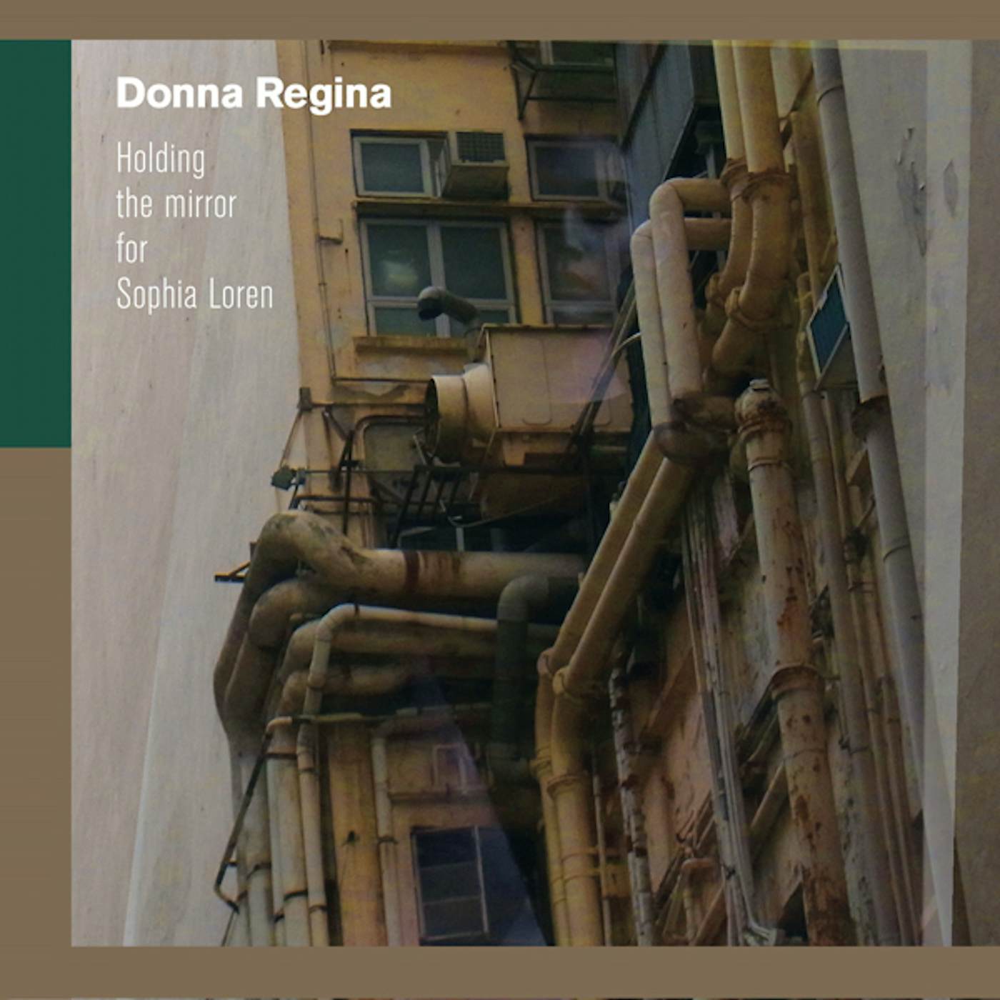 Donna Regina HOLDING THE MIRROR FOR SOPHIA LOREN CD