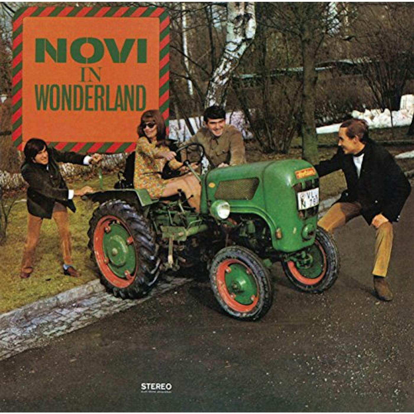 Novi Singers NOVI IN WONDERLAND CD