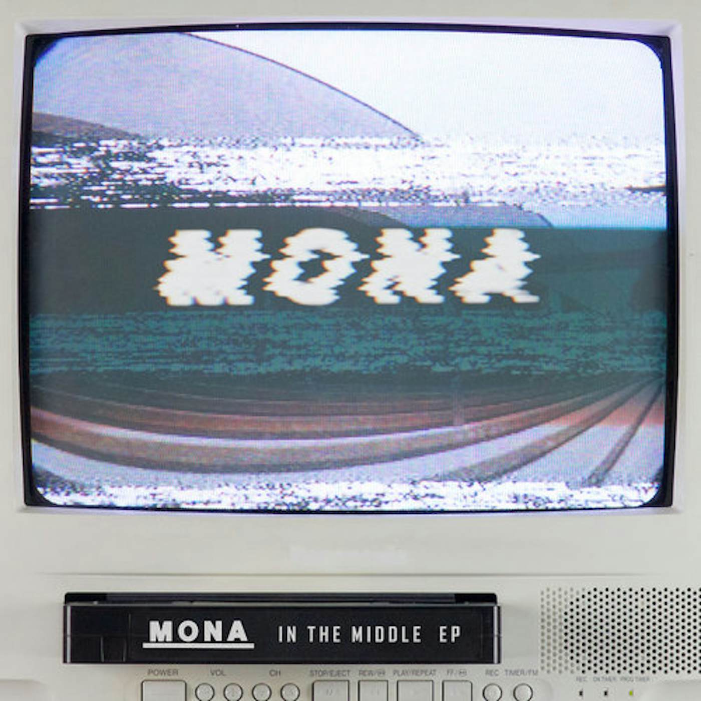 MONA IN THE MIDDLE CD
